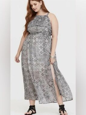 Torrid 1 Black And White Maxi Dress